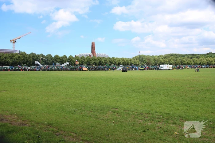 Eerste boeren arriveren op demonstratieterrein