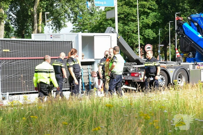 Motoragent overleden bij aanrijding met vrachtwagen
