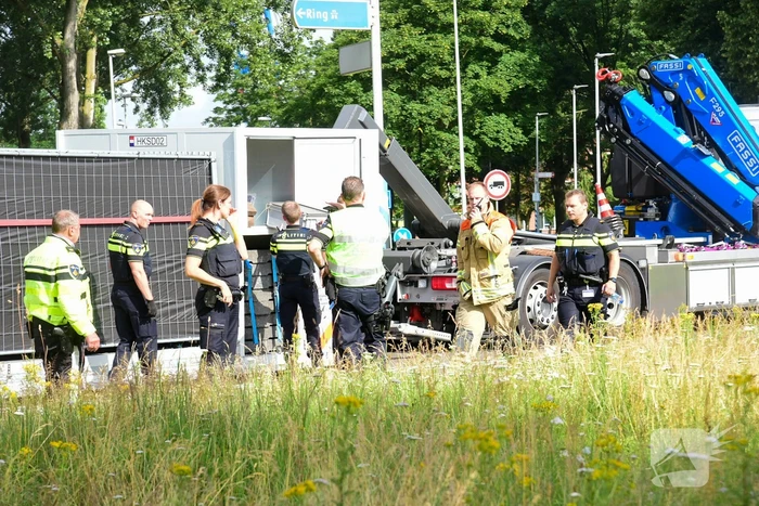 Motoragent overleden bij aanrijding met vrachtwagen