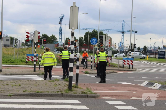 Motoragent overleden bij aanrijding met vrachtwagen