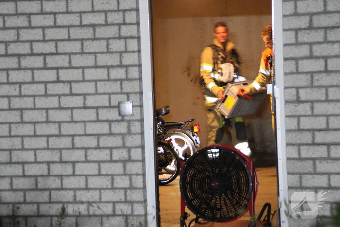 Lekkende bromfiets zorgt voor vreemde lucht