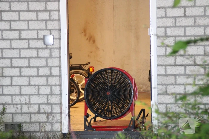 Lekkende bromfiets zorgt voor vreemde lucht