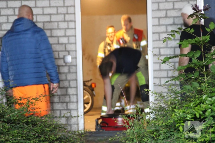 Lekkende bromfiets zorgt voor vreemde lucht