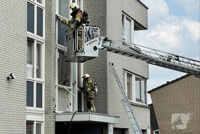 Brand in appartement na dakreparatie