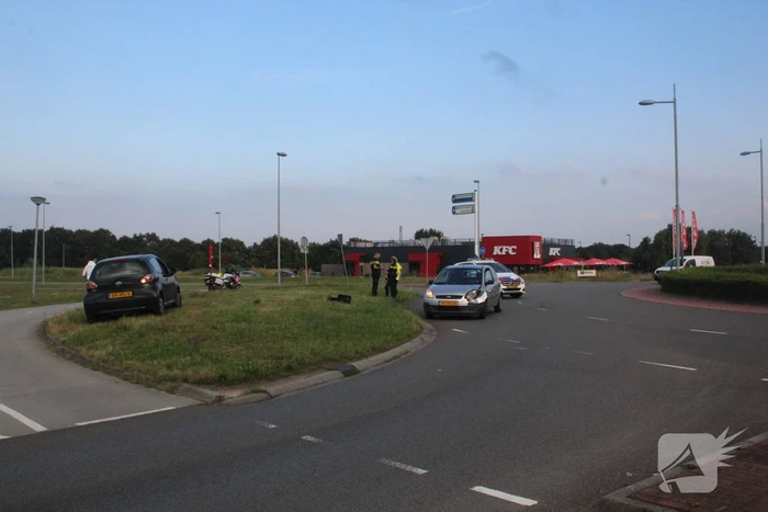 Schade bij ongeval op rotonde