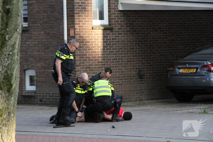 Persoon gereanimeerd na aanhouding