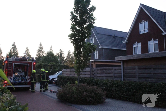 Omgeving ontruimd door brand in tuinhuis
