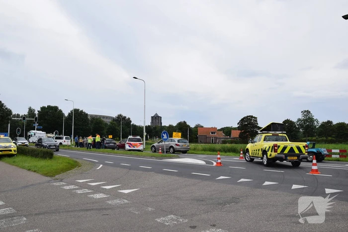 Rijstrook afgesloten na kop-staart botsing