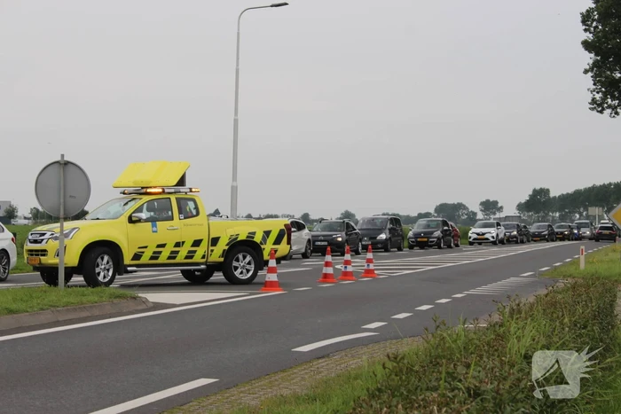 Rijstrook afgesloten na kop-staart botsing