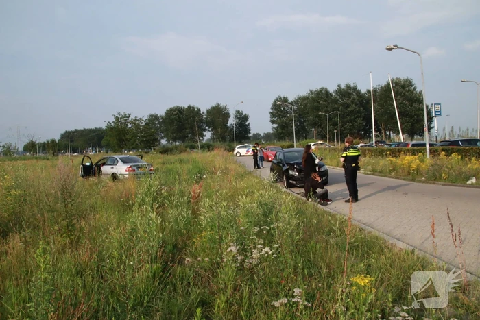 Een gewonde bij ongeval tussen twee auto's