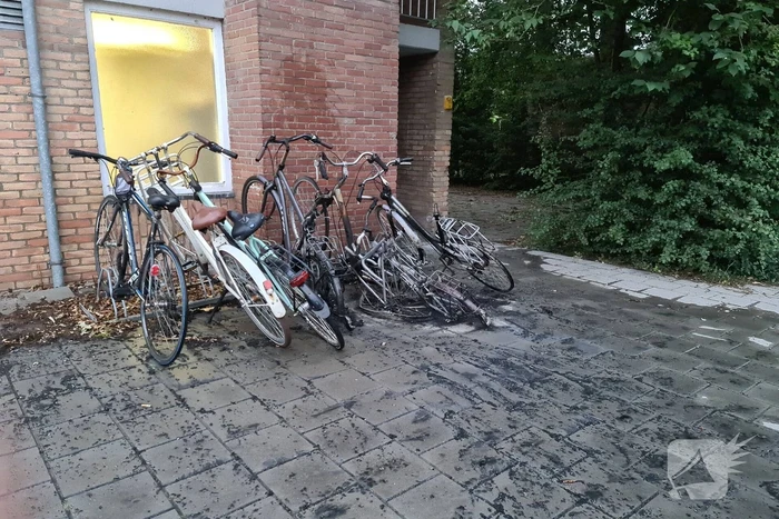 Fietsen lopen schade op door brand
