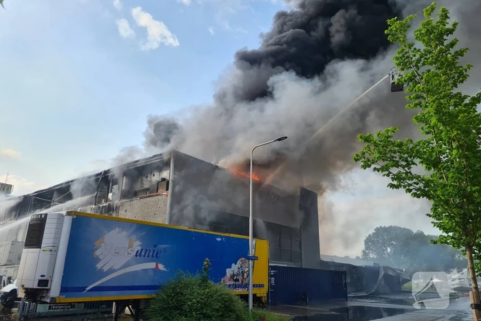 Brand Groenland Kip laait opnieuw op