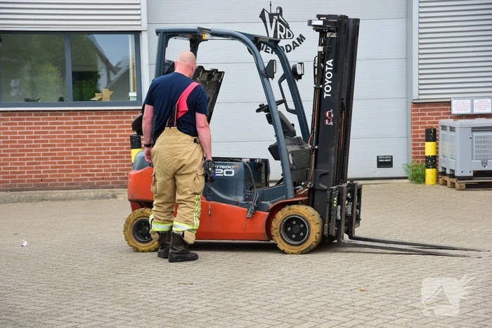 Brand in accupack heftruck