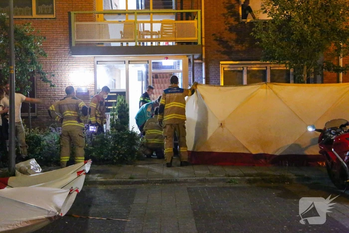 Persoon zwaargewond door incident op straat