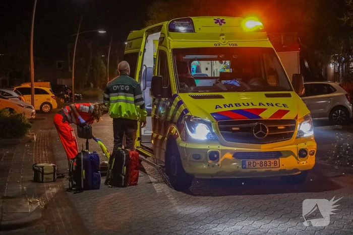Persoon zwaargewond door incident op straat