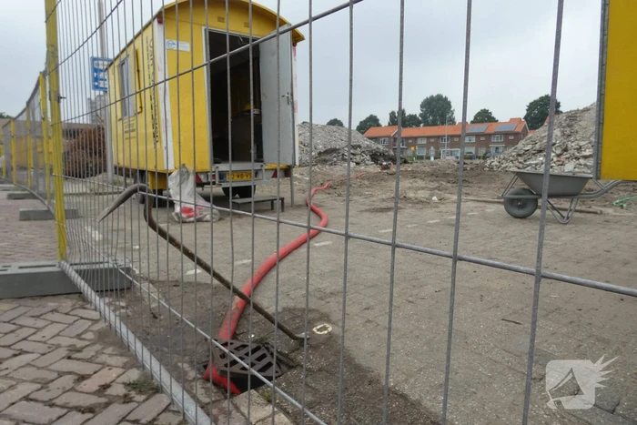 Waterleiding geraakt bij sloopwerkzaamheden bouwterrein