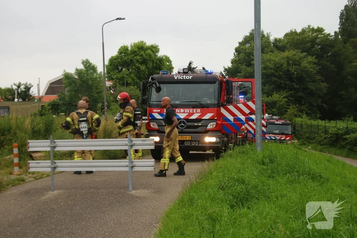 Brand in machinekamer van binnenvaartschip