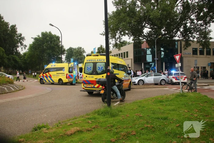 Fietser ernstig gewond bij aanrijding