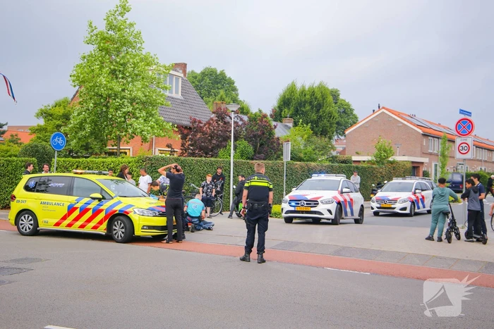 Jonge fietser gewond bij botsing met een personenauto