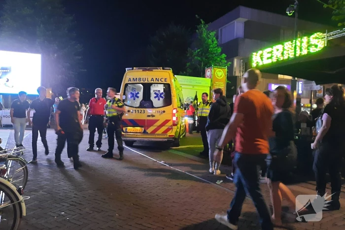 Persoon bewusteloos op kermisterrein