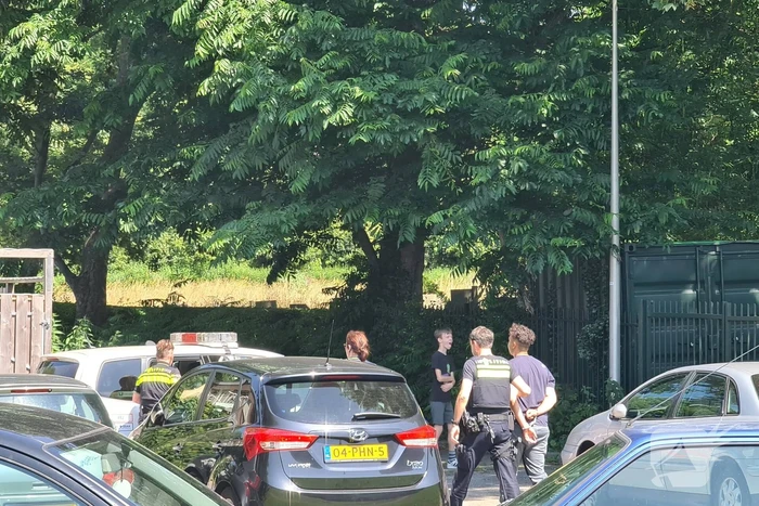 Scooterrijder slaat op de vlucht