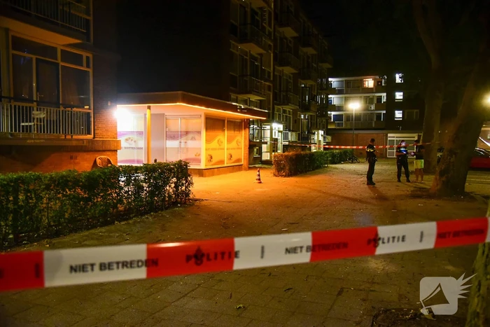 Man zwaargewond na schietpartij op straat