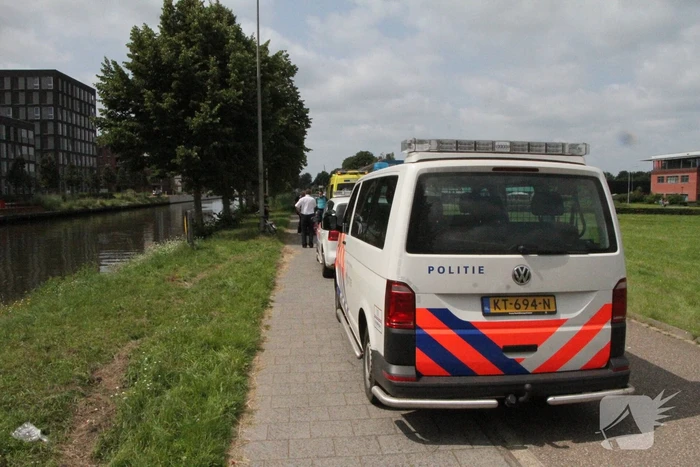 Man haalt nat pak na val in Zuid-Willemsvaart