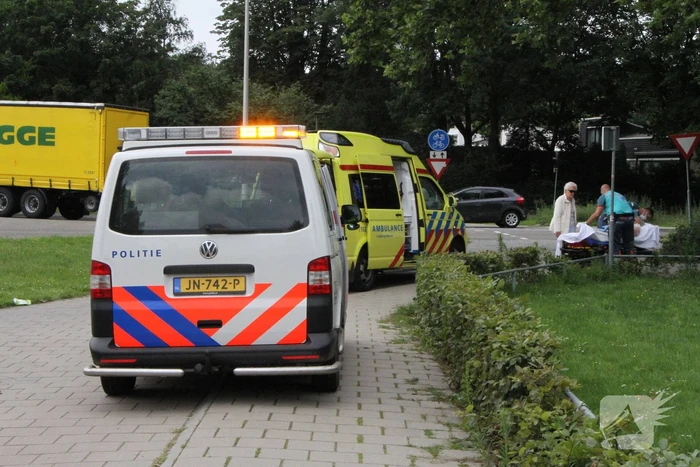 Vrouw raakt gewond op oversteekplaats
