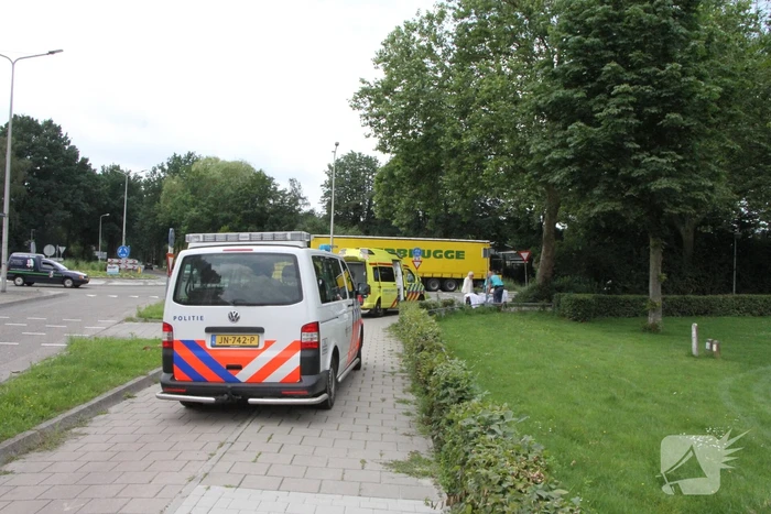 Vrouw raakt gewond op oversteekplaats