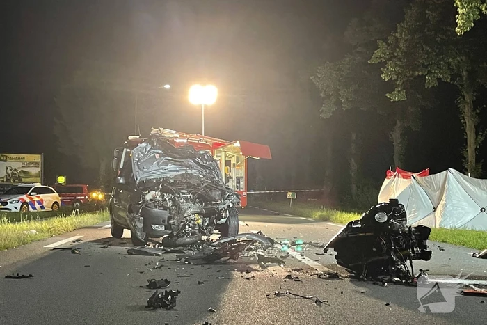 Motorrijder overleden bij zeer ernstig ongeval