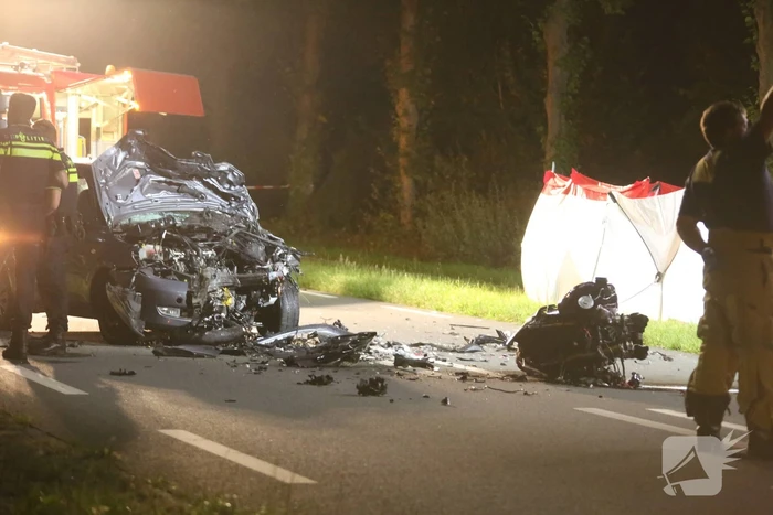 Motorrijder overleden bij zeer ernstig ongeval