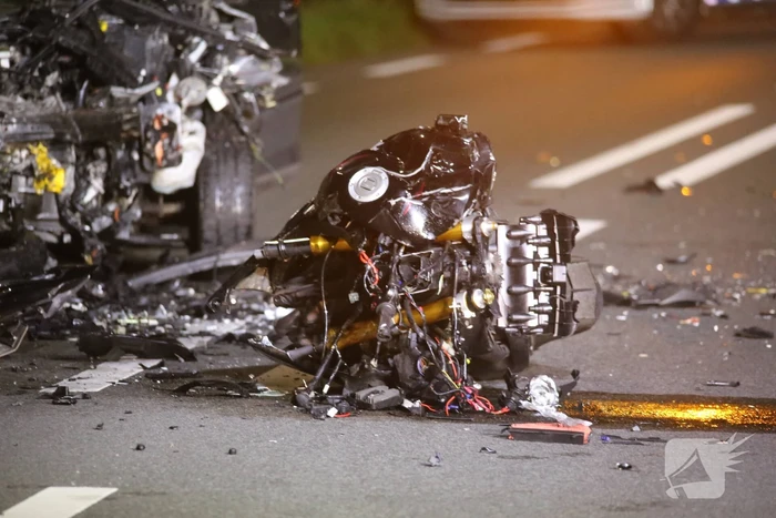 Motorrijder overleden bij zeer ernstig ongeval