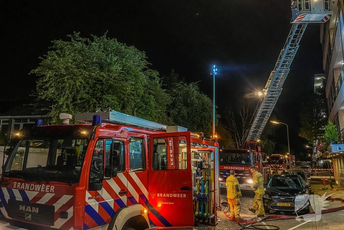 Middel brand op derde etage flatgebouw