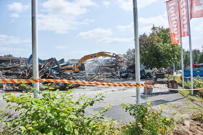 Miljoenenschade na verwoestende brand