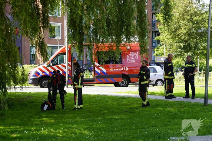 Duikers ingezet na achtergelaten kinderfiets langs waterkant