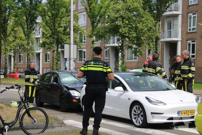 Kop-staart botsing bij oversteekplaats in Potmargezone