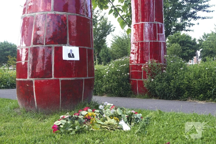Gedenkplek ingericht voor Peter R de Vries op de Kai Park