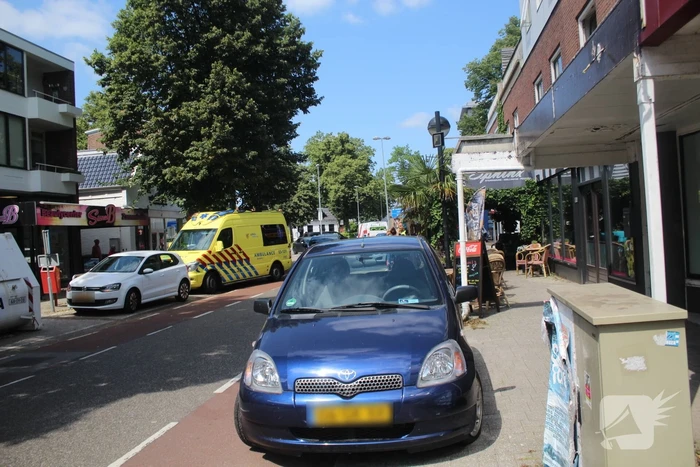 Fietser in botsing met auto
