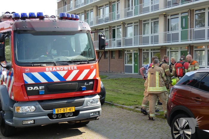 Brandweer doet onderzoek naar gaslucht