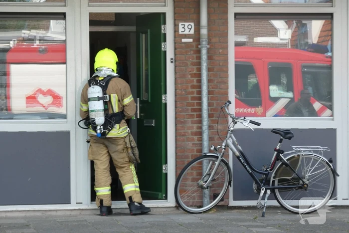 Brandweer doet onderzoek naar gaslucht