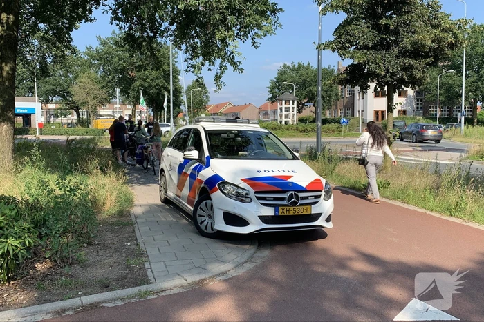 Automobilist rijdt door na ongeval met scooter