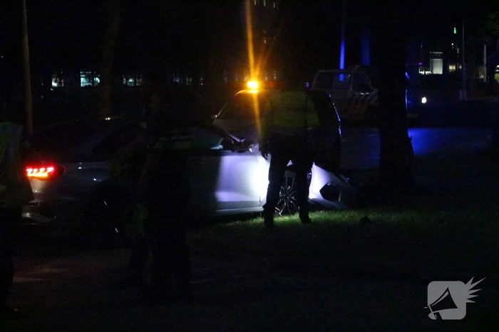 Auto in de kreukels bij eenzijdige aanrijding