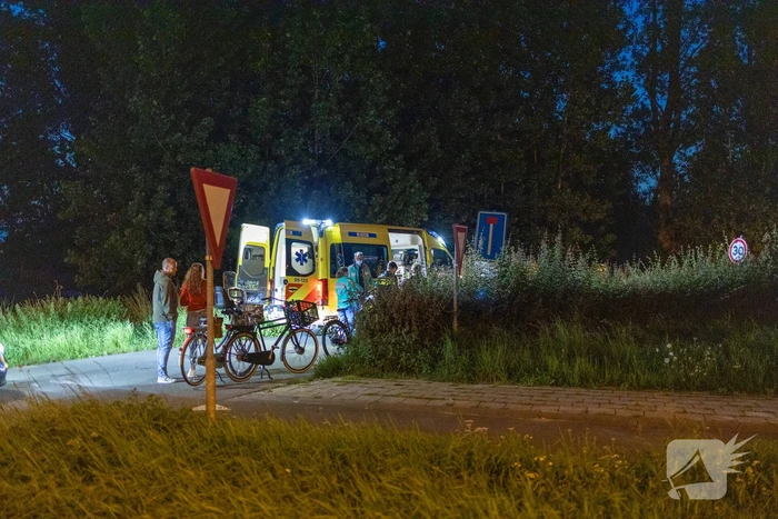 Brommerrijder belandt in sloot
