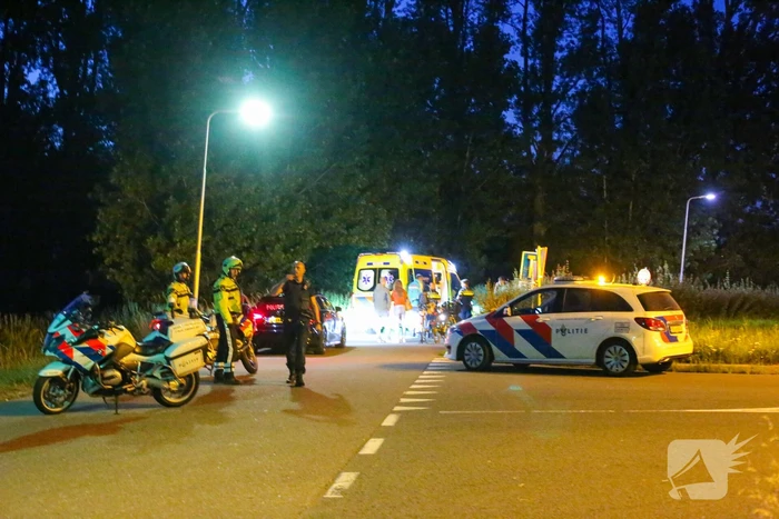 Brommerrijder belandt in sloot