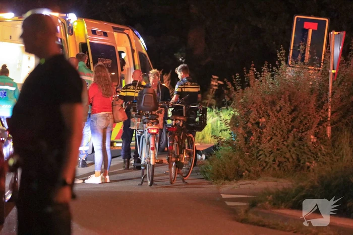 Brommerrijder belandt in sloot