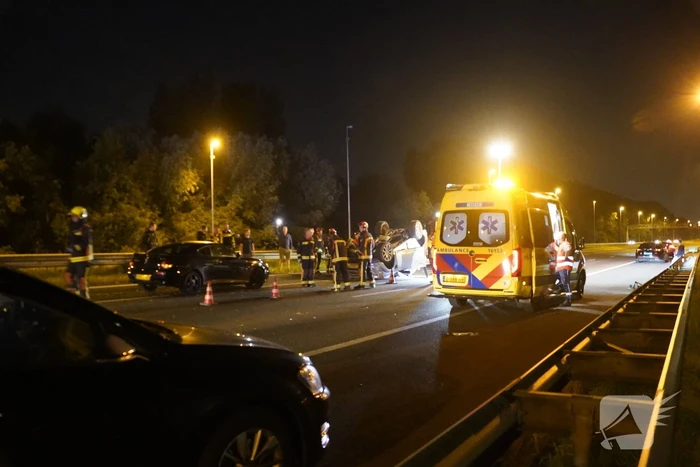 Snelweg volledig afgesloten door zwaar ongeval