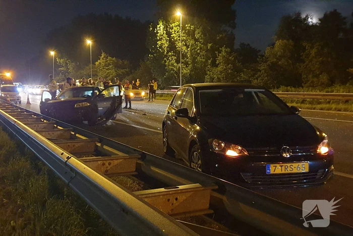 Snelweg volledig afgesloten door zwaar ongeval