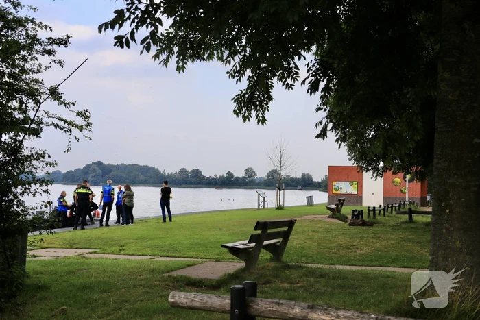 Zoektocht naar vermiste duiker Vinkeveense Plassen