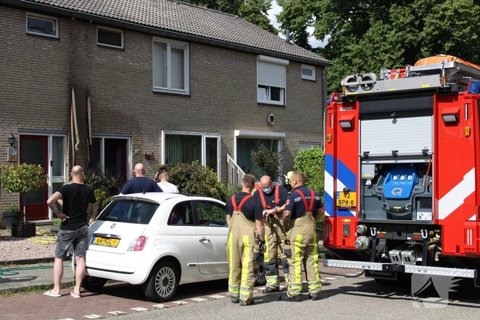 Regenpijpen van woningen verwoest door brand