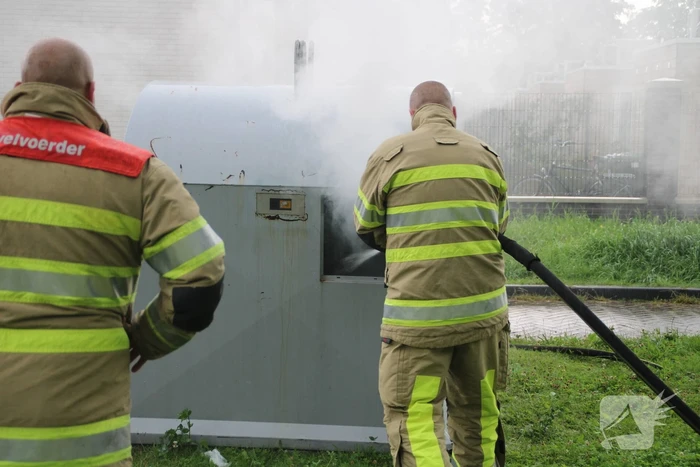 Veel rookontwikkeling door brand in container